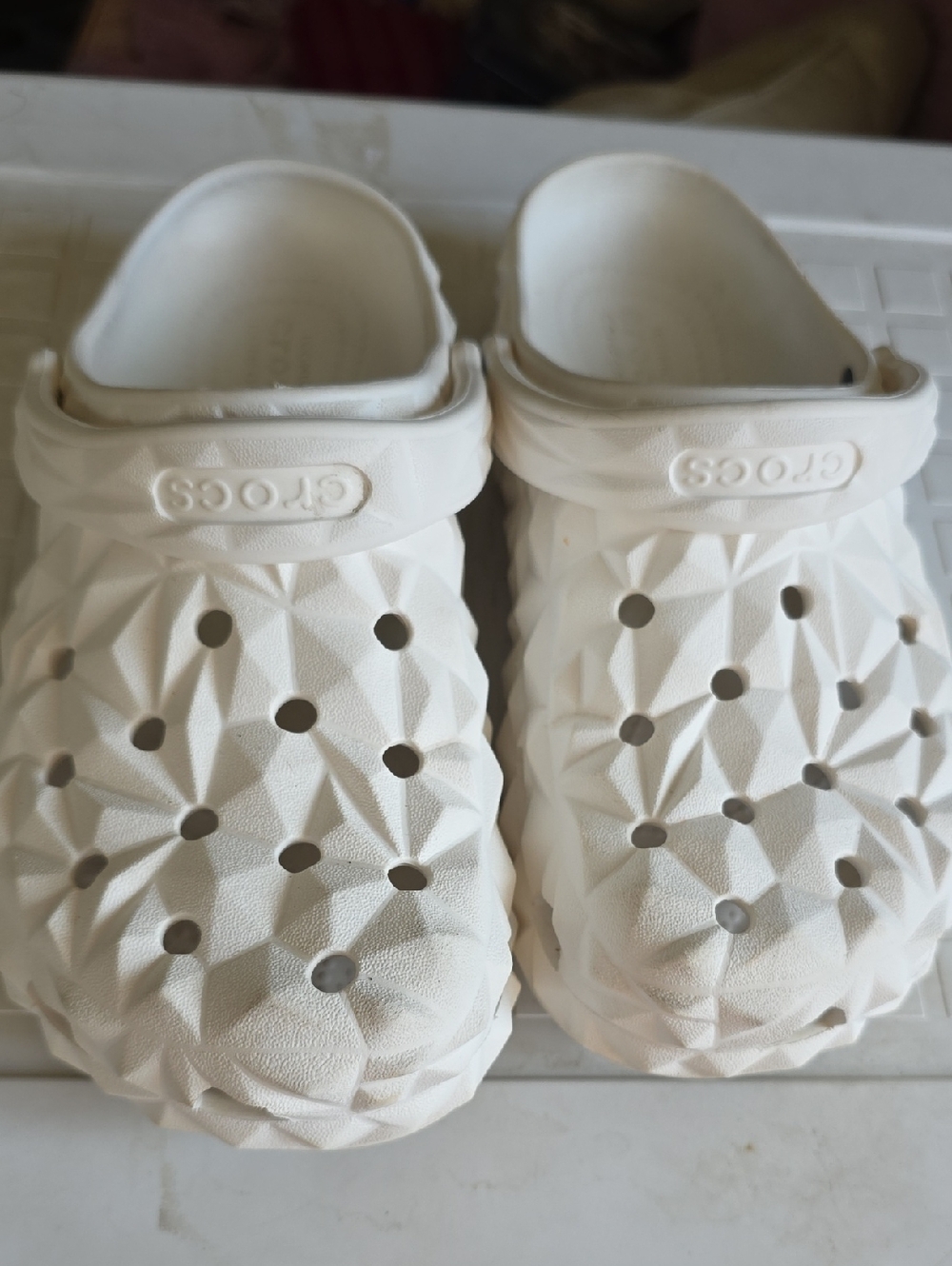 CROCS White Women's Geometric Classic Clog Mules